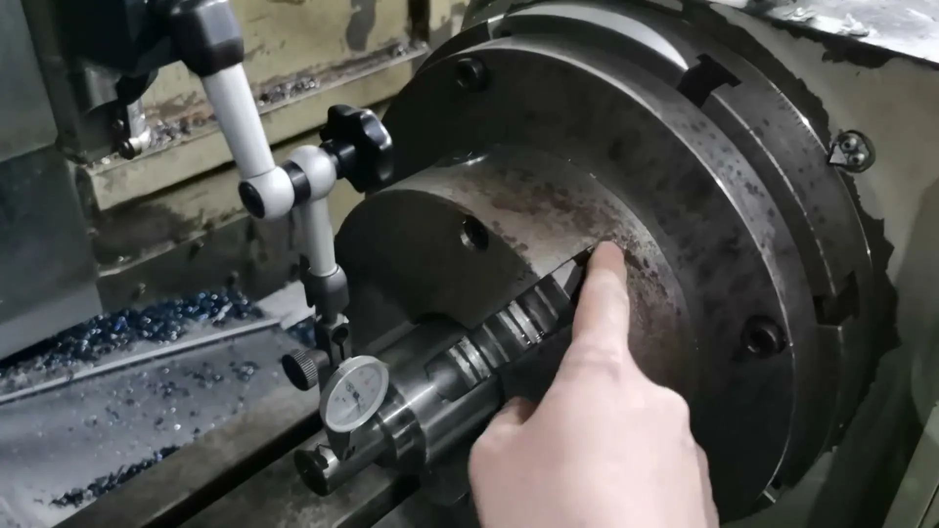 定轴联动 - 四轴校三抓 - 高清实录