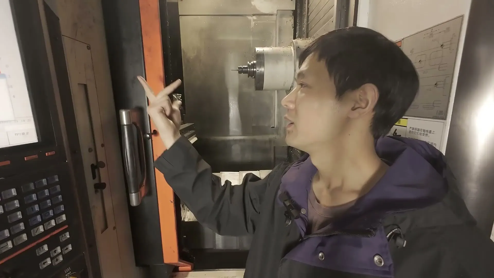 手写代码 - 使用右手笛卡尔坐标系判断XYZ和主轴的移动方向 - 高清实录